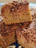 Budín de bananas y pera con cubierta crocante de chocolate