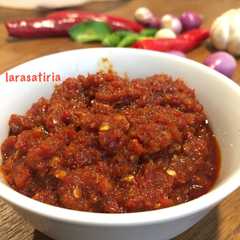 A picture of Sambal Bajak.