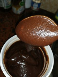 صورة لوصفة جناش الشوكولاته لتزيين التورته والحلويات 🥧🎂