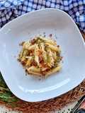 Pasta con Acciughe, mollica atturata e finocchietto selvatico