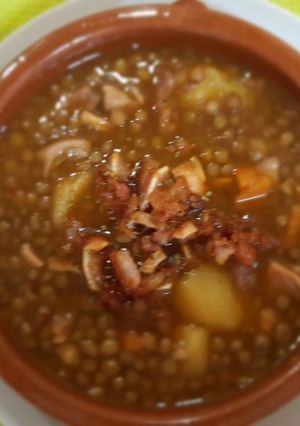 Una foto de Lentejas con oreja en olla express