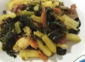Foto principal de Pollo guisado con verduras