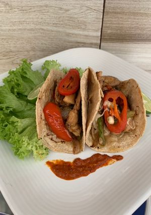 A picture of Alambre Chicken Tacos.