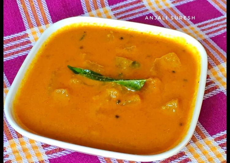 Recipe of Favorite Amlechi Uddamethi Raw Mango curry