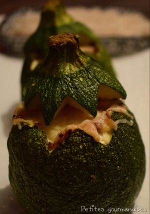 Une photo de Courgettes farcies viande hachée