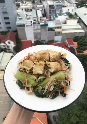 A picture of Vegetarian Egg Rolls.