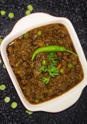 मटार निमोना यूपी स्टाईल मटार उसळ (matar nimona recipe in marathi) रेसिपी चे मुख्य फोटो 