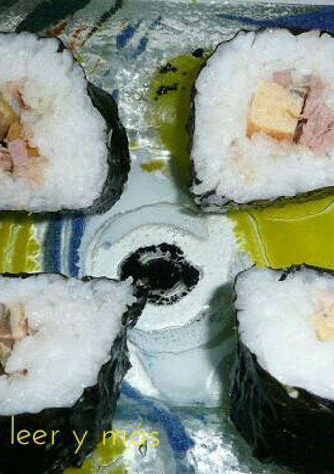 Una foto de Sushi sencillo