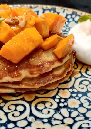 A picture of Mango Maple Pancakes.