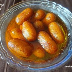A picture of Sooji/semolina/rava Gulab Jamun.