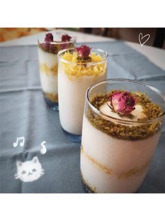 عکسی از دستور دسر محلبی کادایف