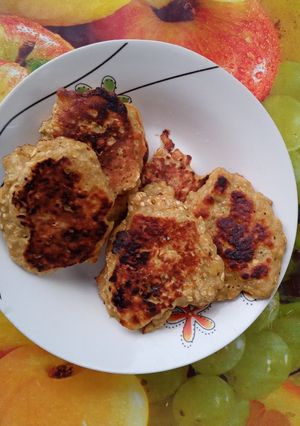 Una foto de Torticas de avena con huevo y banano