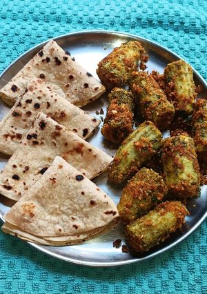 A picture of Stuffed Bitter Gourd (Bharwa Karela).