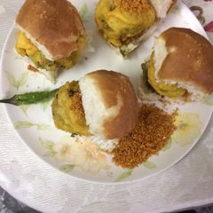 A picture of Batata vada.