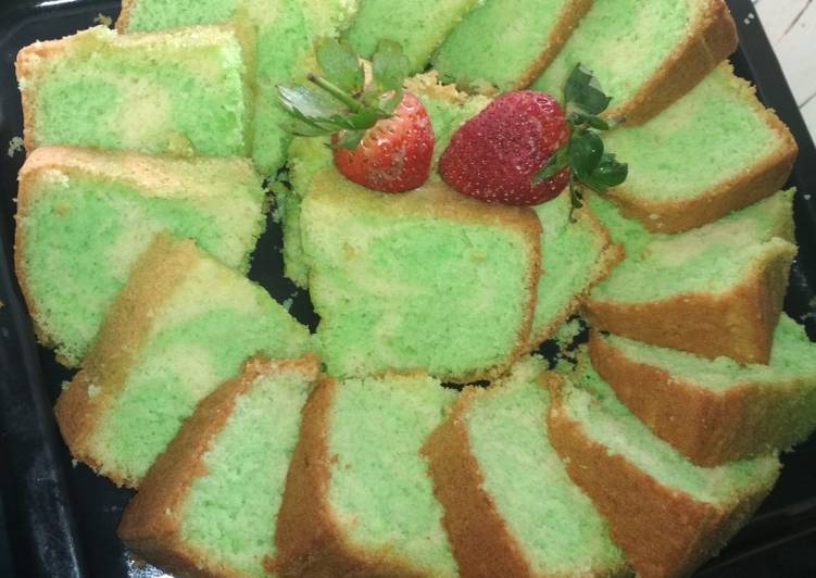 Cara Membuat Bolu pandan panggang empuk banget 🤤 istimewa