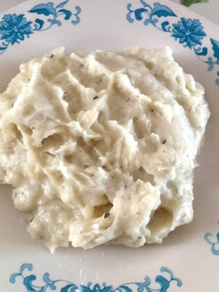 Una foto de Puré de papas con ajo y orégano