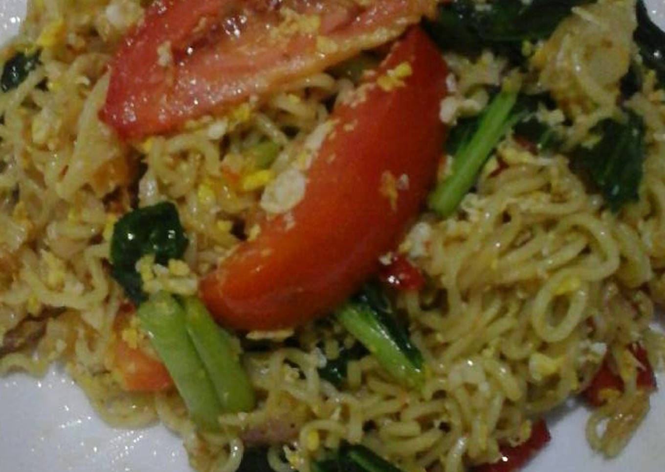Mie rebus tanpa kuah