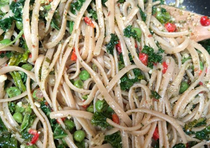 Recipe of Speedy Vegan Pesto Linguine