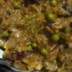 A picture of Matar pyaz ki sabzi.