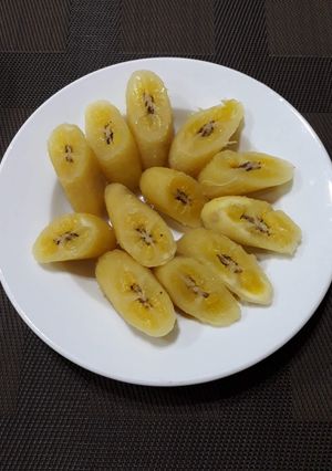 Hình của món Chuối sáp luộc.