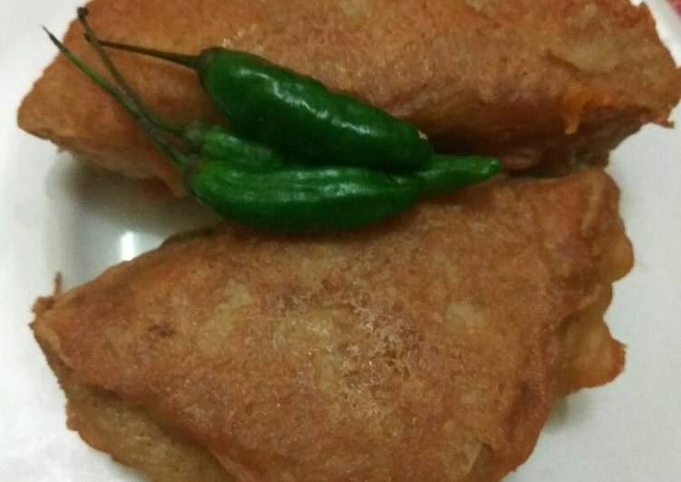 Tahu isi ayam sayur pedas