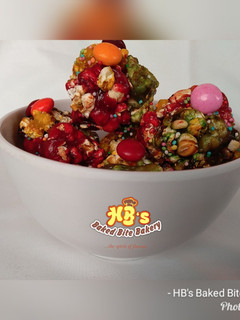 A picture of Popcorn balls(kiddies treat).