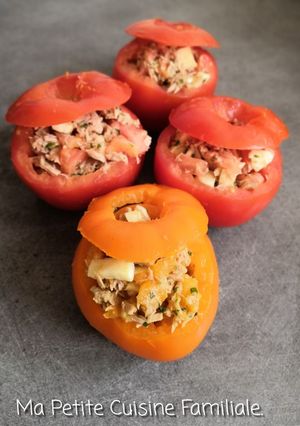 Une photo de Tomates farcies thon/mozzarella