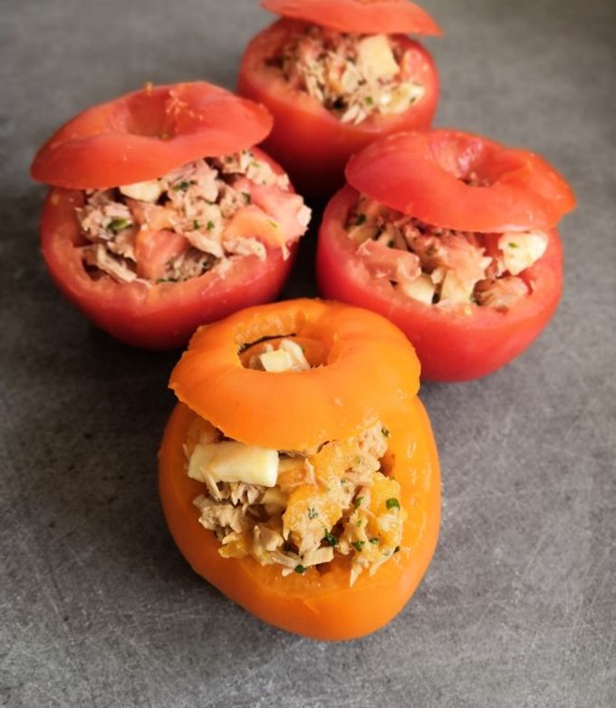 Une photo de Tomates farcies thon/mozzarella