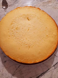 عکسی از دستور کیک وانیلی بدون فر(با قابلمه)