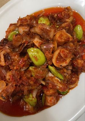 Foto resep Sambal Cumi Asin Pete
