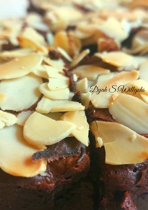 Foto resep Brownies with almond