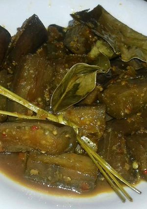Foto resep Semur terong ungu pedas
