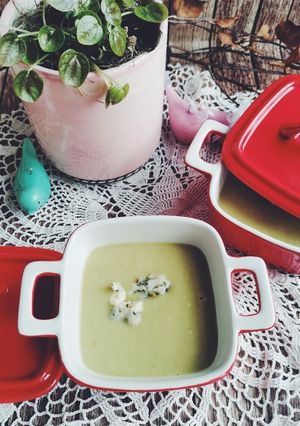 Une photo de VELOUTÉ D’ENDIVES AU ROQUEFORT