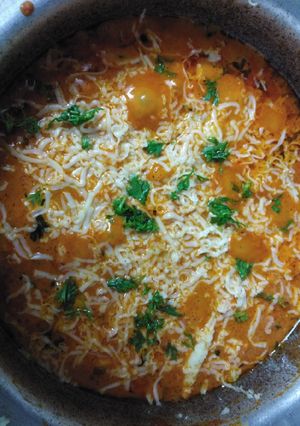 A picture of Paneer cheese masala.