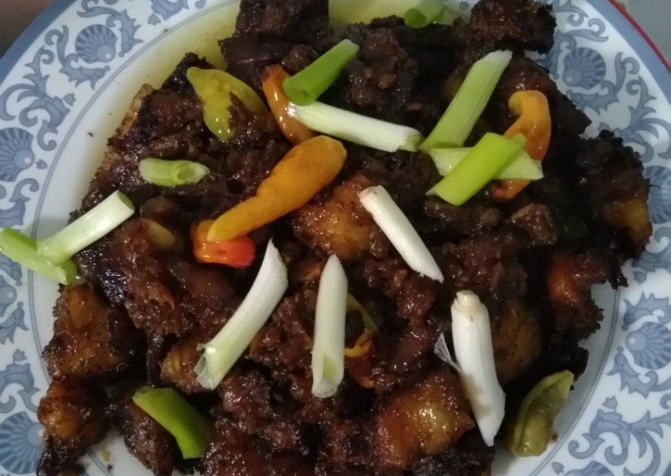 Daging sapi bakar lada hitam ala rochma