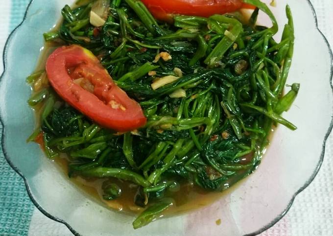 Resep Kangkung tumis pedas bumbu terasi, nampolll, Lezat