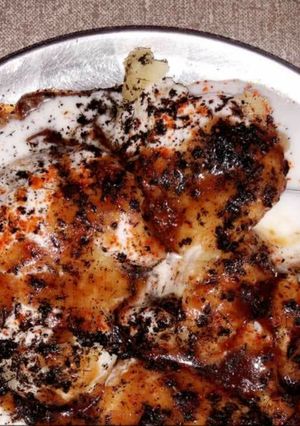 A picture of Dahi bhale.