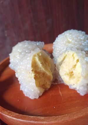 Hình của món Bánh bột báng nhân đậu xanh.