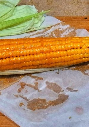 A picture of Spicy corn on the cob.
