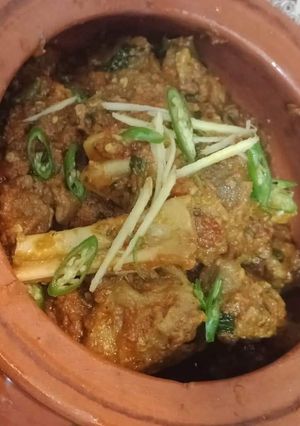 A picture of Dhaba style Mutton karahi.