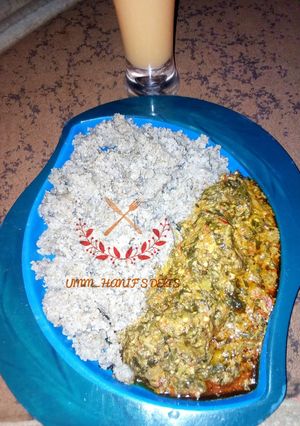 A picture of Brabuskon gero and miyan taushe.