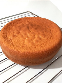 عکسی از دستور کیک شیفون ۴ تخم مرغی (قالب ۱۸ تا ۲۰ سانت)