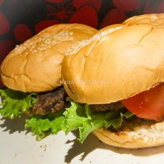 Beef burger A picture of Beef burger.
