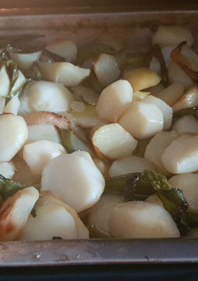 Una foto de Patatas a lo pobre al horno