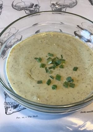 Une photo de Sauce salade moutarde,noix et ciboulette