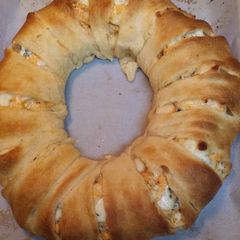 A picture of Buffalo Chicken Crescent Ring.