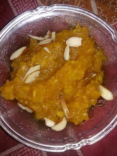 A picture of Apple Halwa.