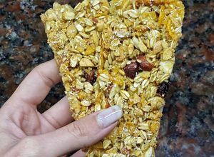 Una foto de Snack saludable: barritas de cereal 💪🏻💥