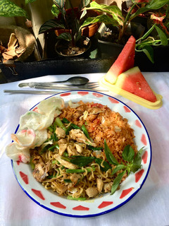 Foto resep Nasi Goreng Mie krengsengan ayam