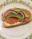 Tostas de salmón